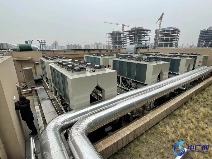 風(fēng)冷熱泵機(jī)組降噪治理